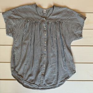 OLD NAVY Striped Short Sleeve Button Down Blouse